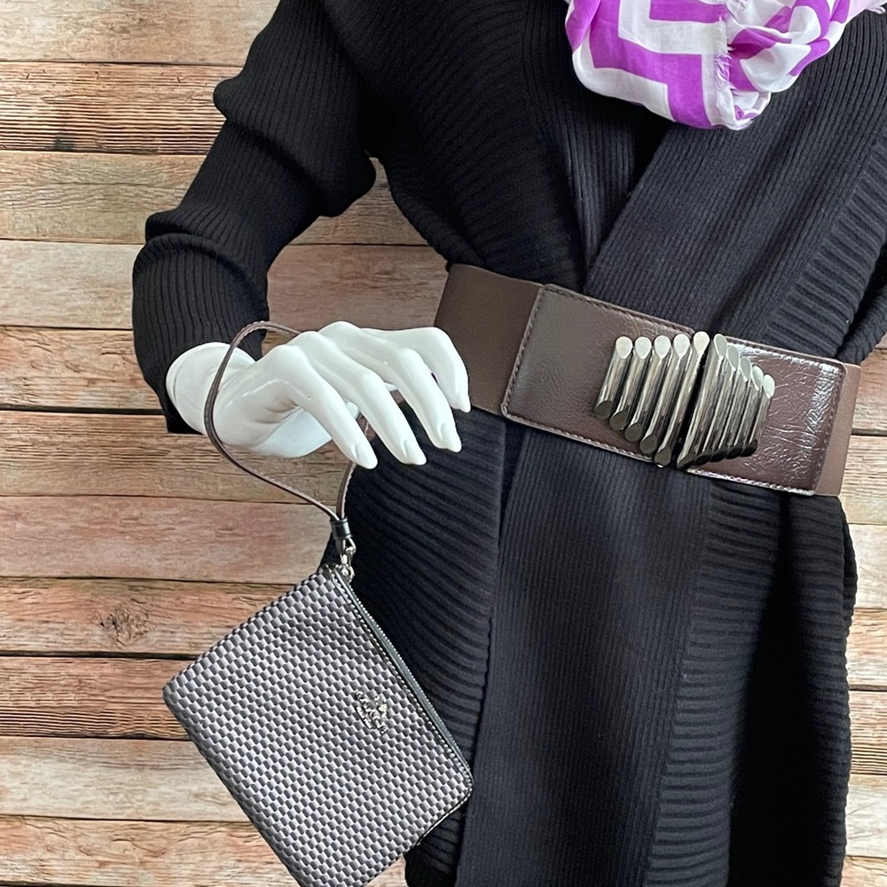 Coach Wristlet - Picture 2 of 4